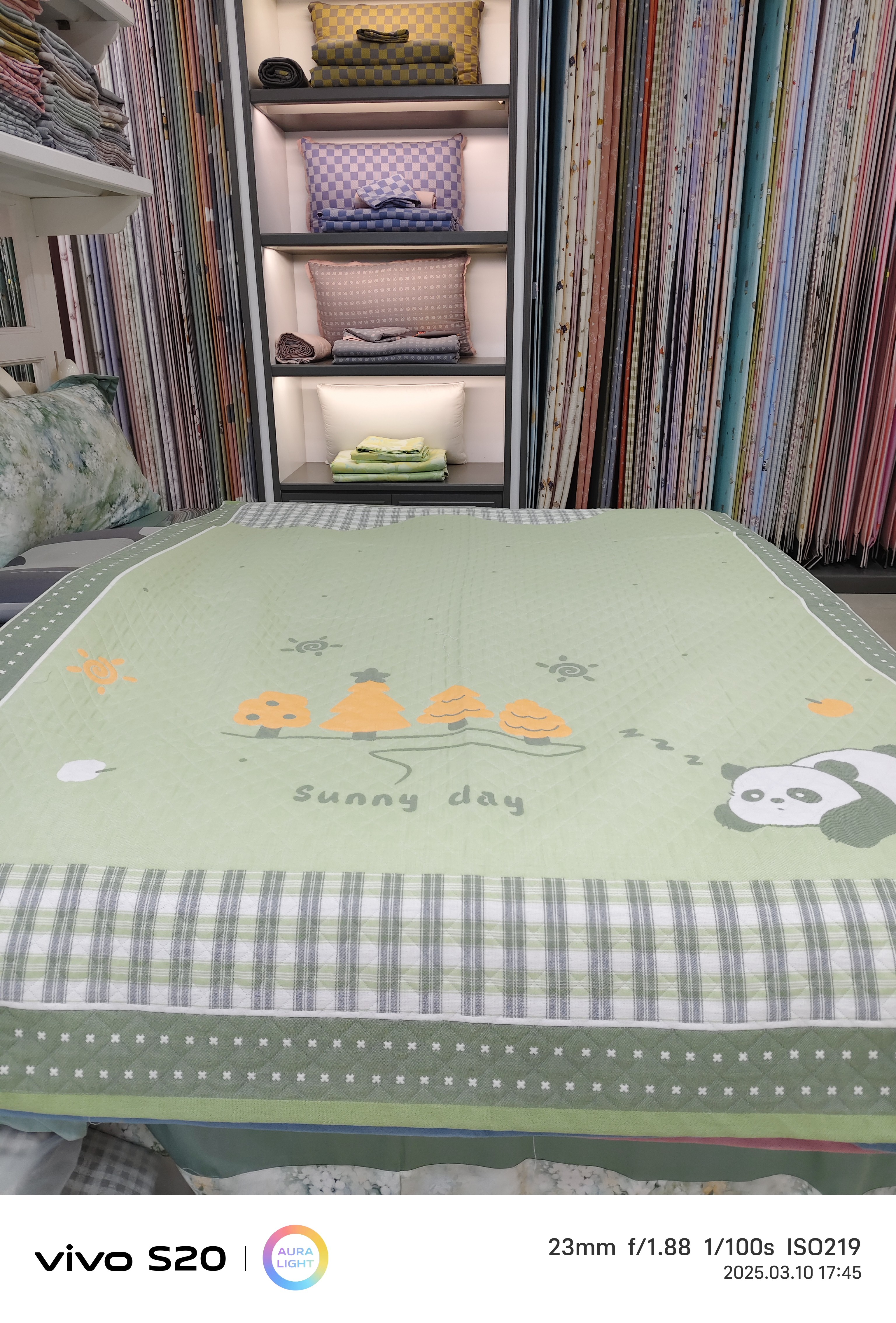 三层纱毛巾被吸湿透气