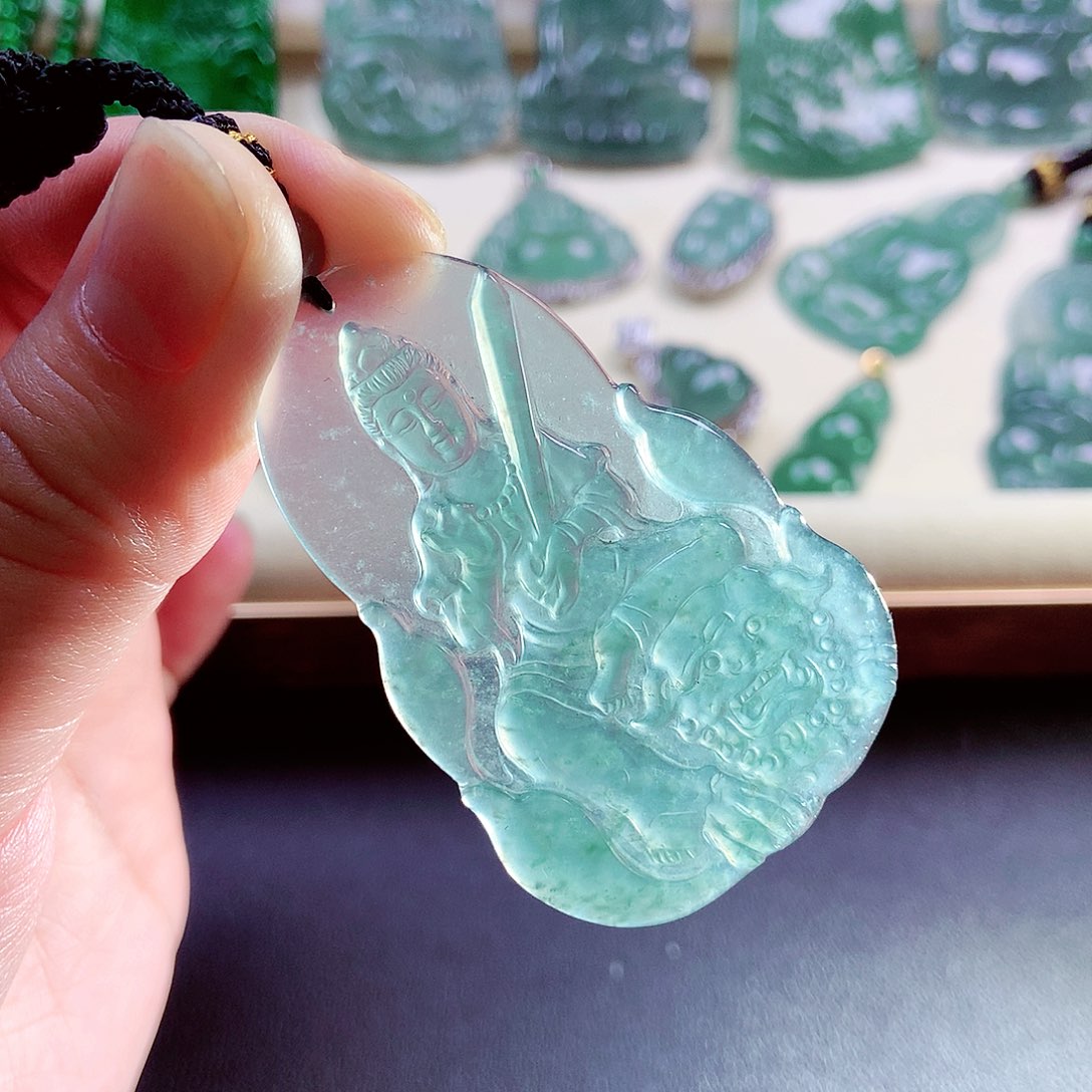 【闪购商品】翡翠颈饰未镶嵌天然