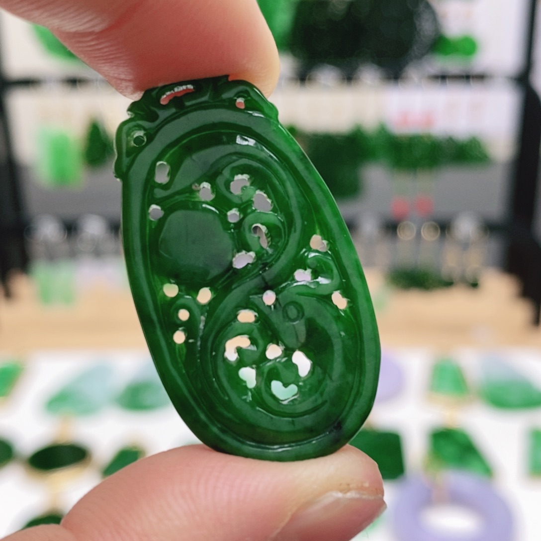 翡翠未镶嵌耳饰挂件