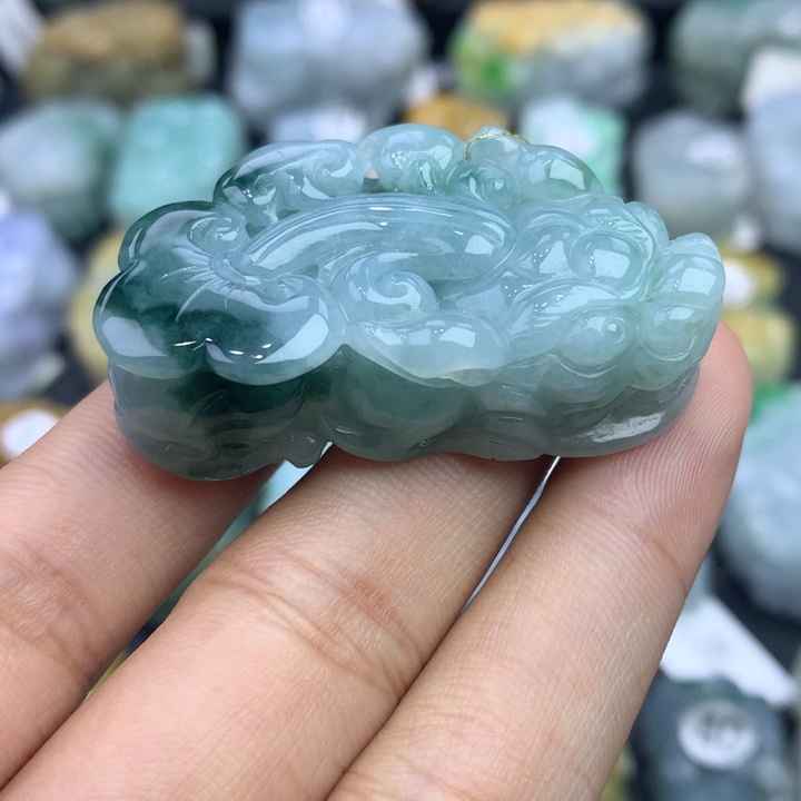 翡翠颈饰未镶嵌天然缅甸翡翠