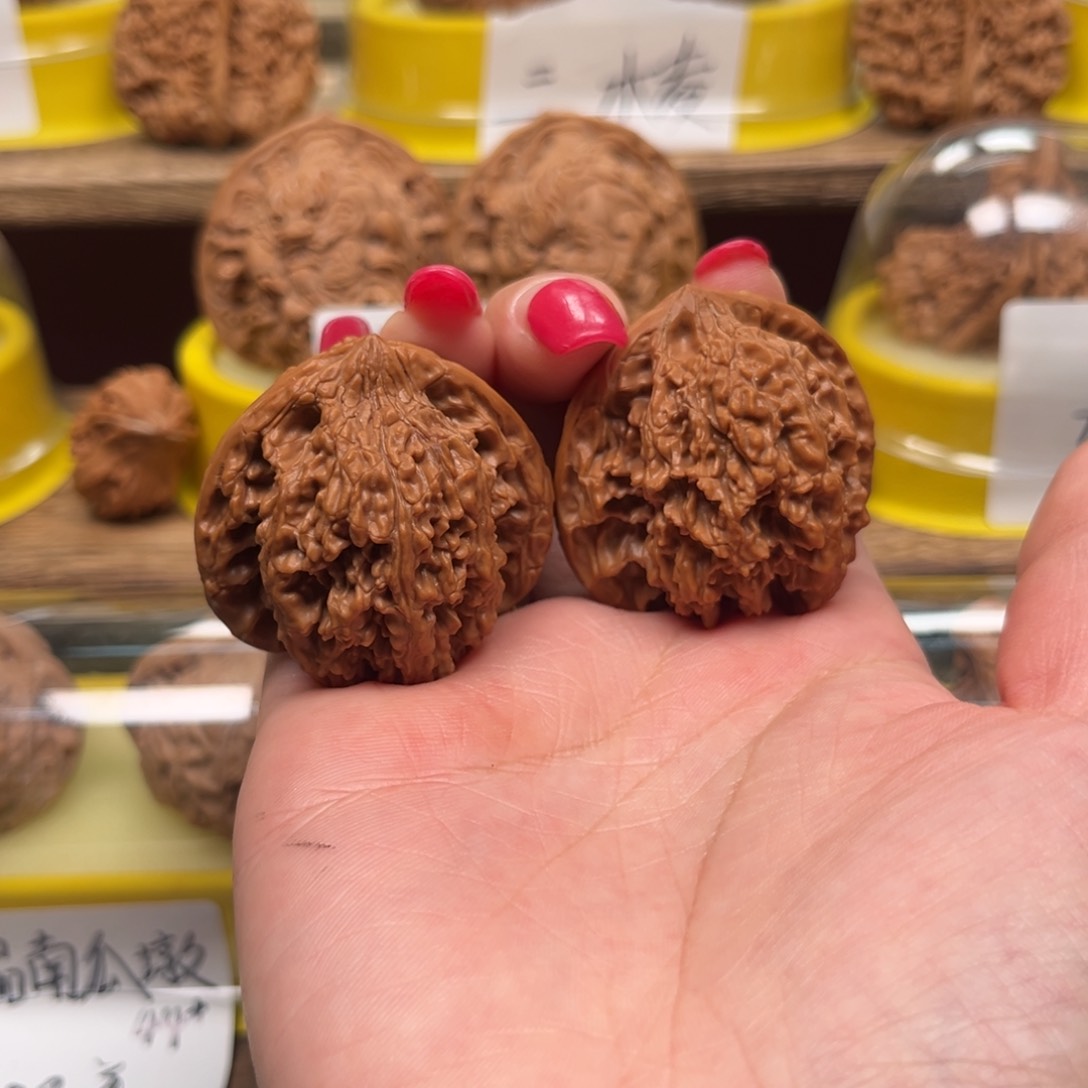 文玩核桃吊坠满天星