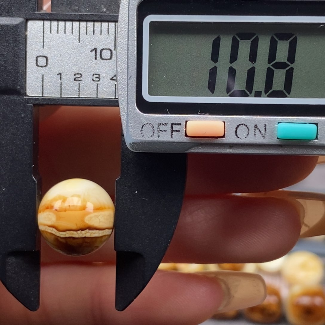 未镶嵌琥珀戒指圆珠