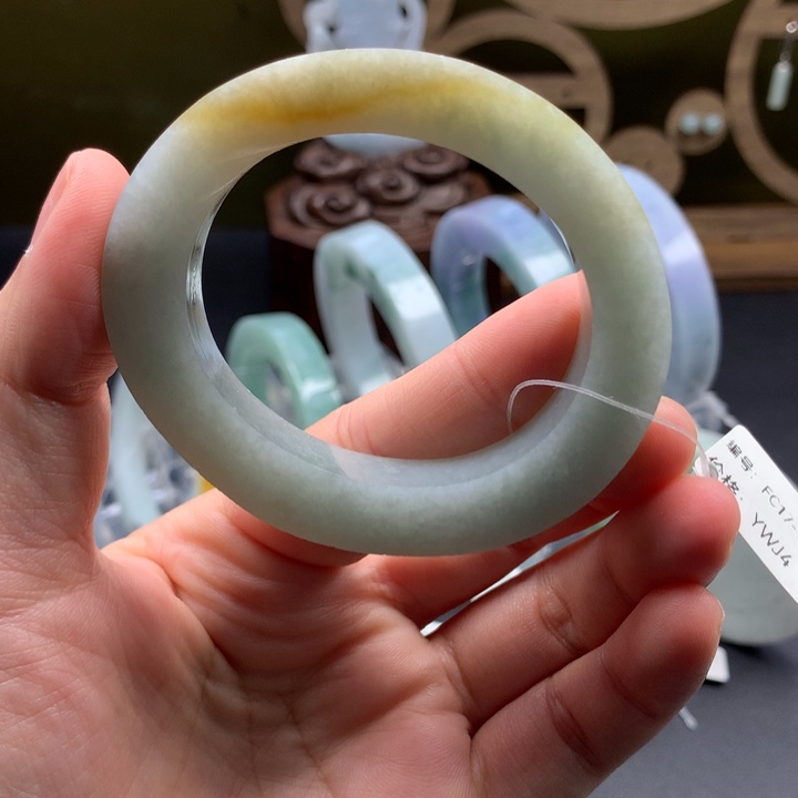 定制翡翠未镶嵌贵妃