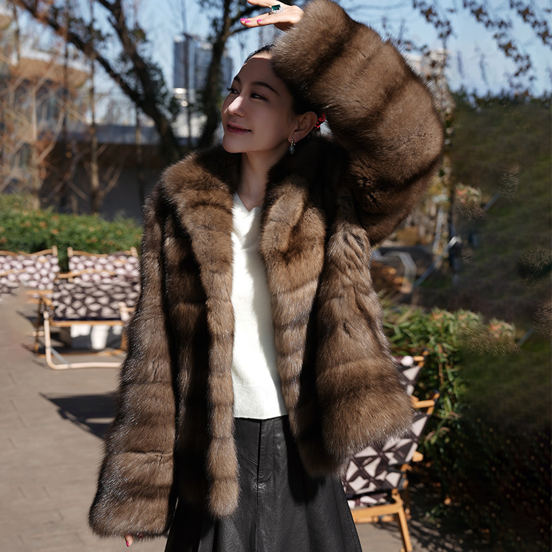 玉兰悠悠秋冬新款“斯嘉丽行头”水貂连帽皮草大衣外套