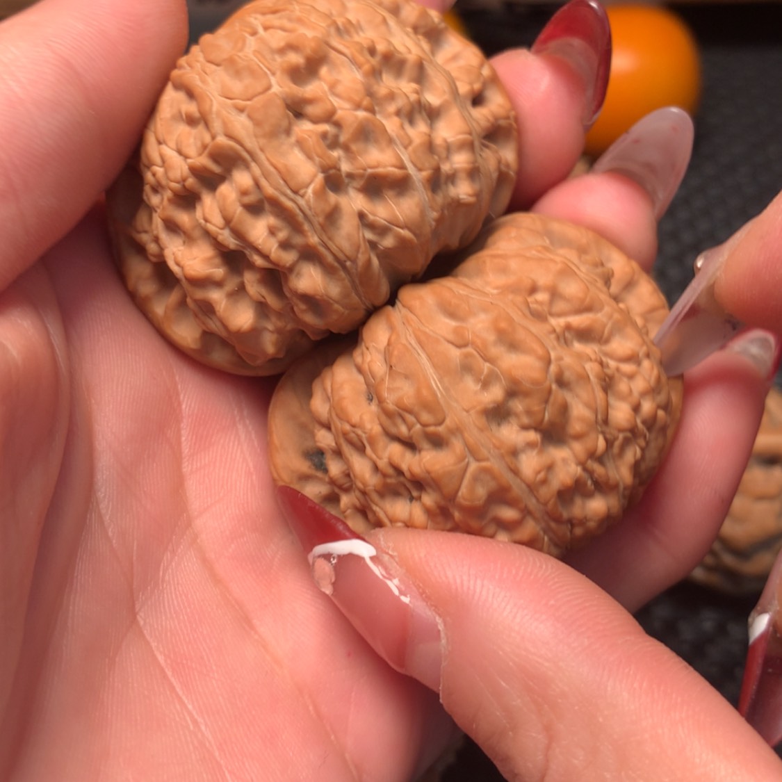 【闪购商品】文玩核桃吊坠闷白