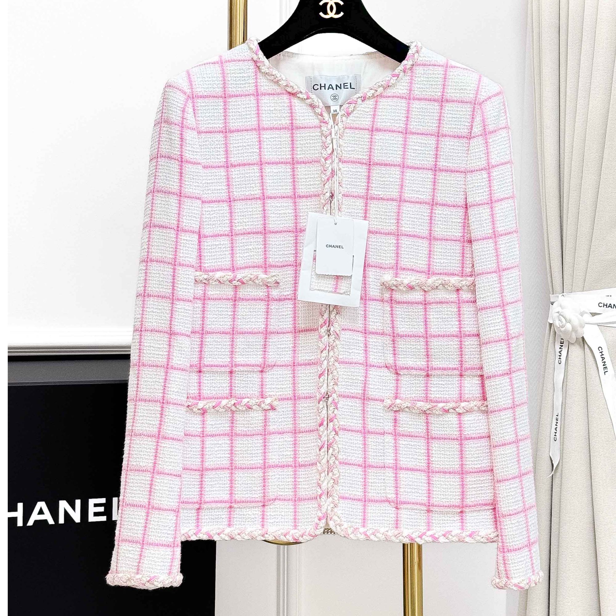 99新 Chanel/香奈儿  38码 23C白色拼粉色格子长袖编织外套 