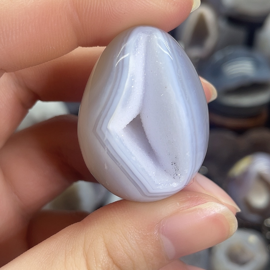 水晶未镶嵌大型摆件（非配饰）