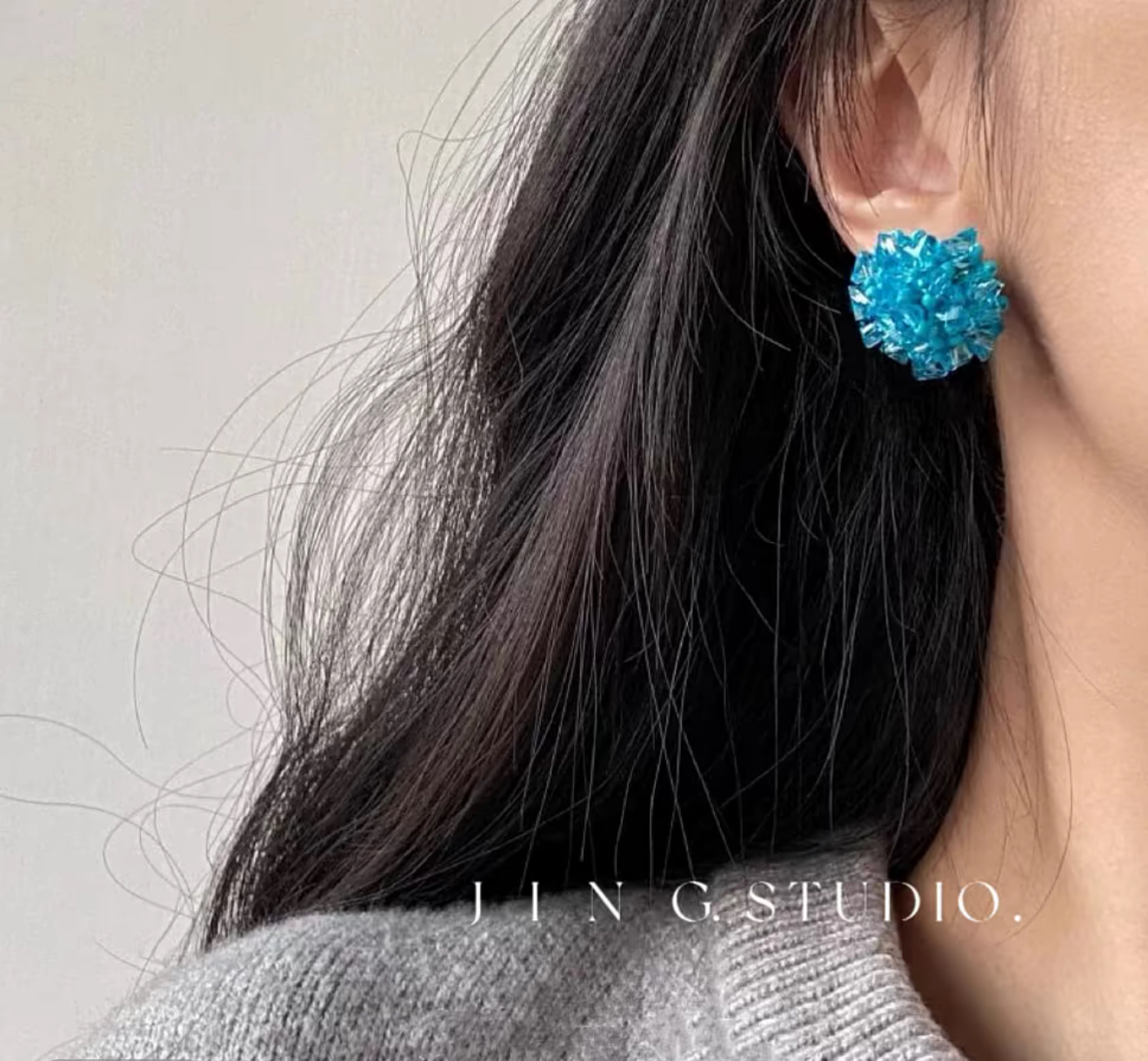 合金树脂耳饰 树脂碎冰冰蓝色耳环轻奢