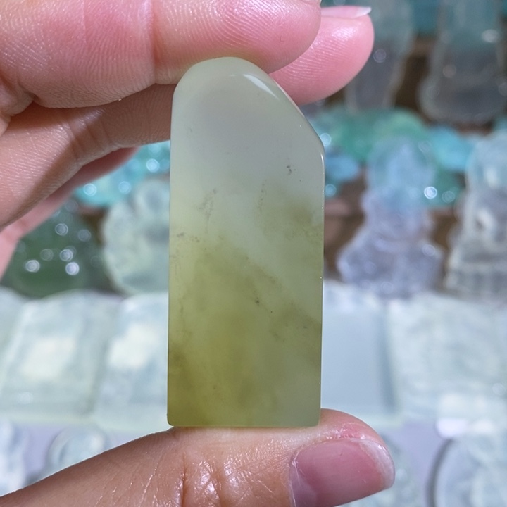 岫玉吊坠未镶嵌吊坠