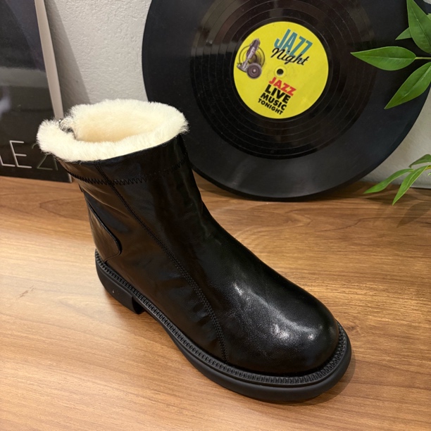 兰兰女鞋店33-3333复古厚底加绒保暖雪地靴女冬季短靴
