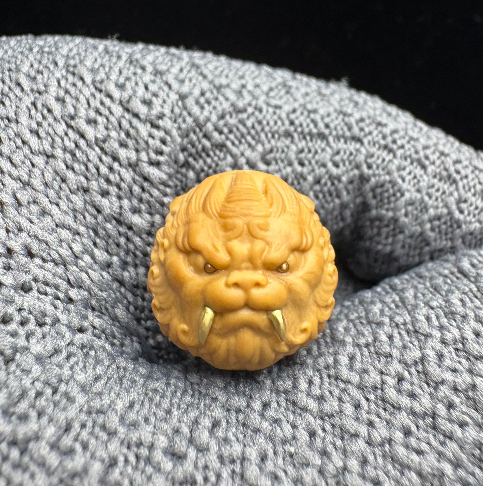 猴头核桃单颗  貔貅