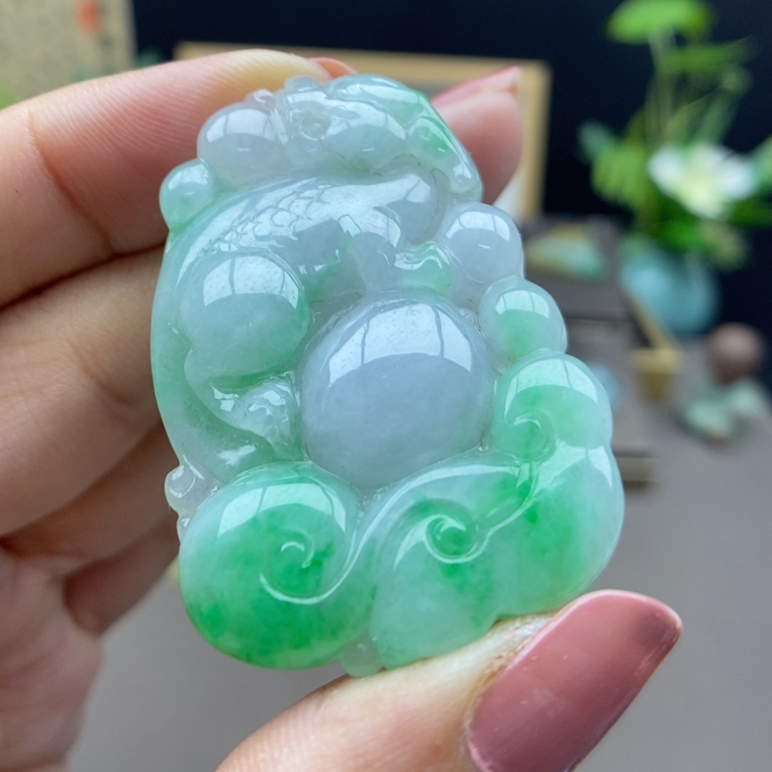 翡翠未镶嵌颈饰吊坠58