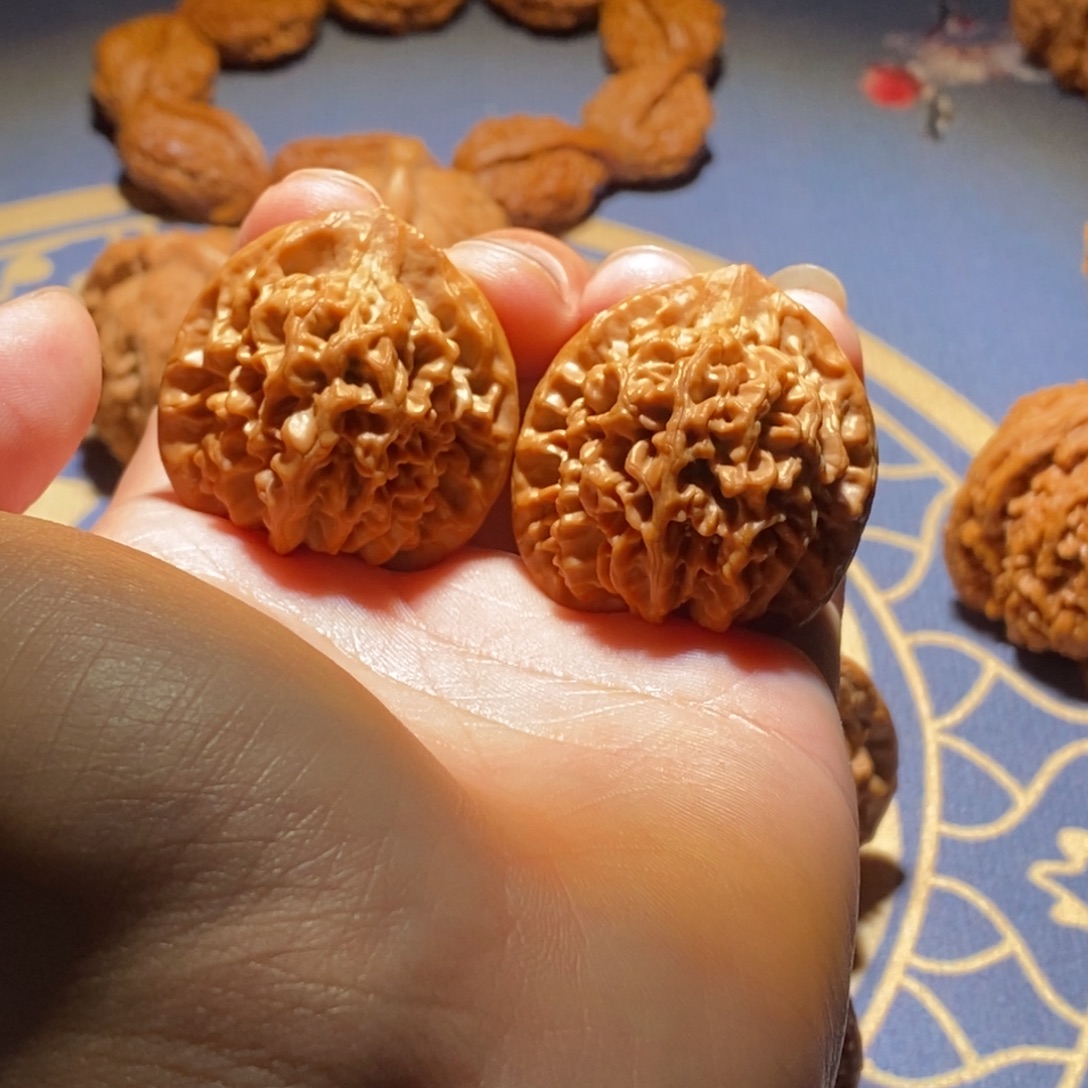 吊坠文玩核桃全品无修秦闷一对