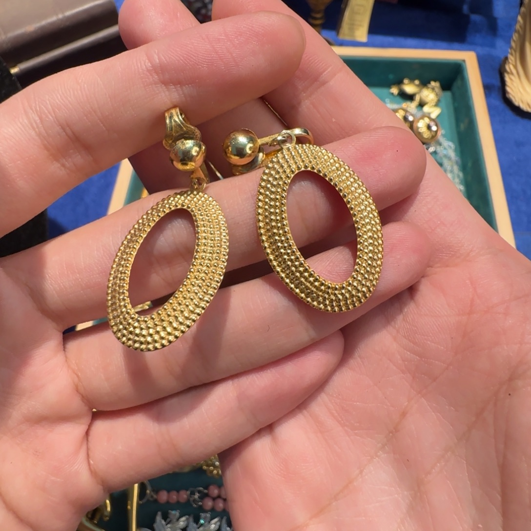 琉璃纯铜合金瑕疵