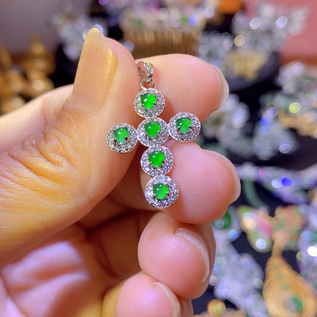 翡翠银S925镶嵌项圈