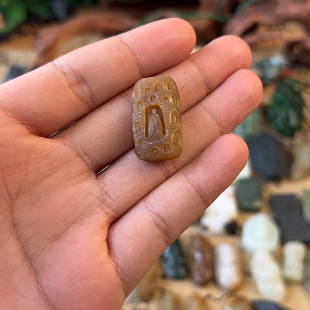 和田玉手绳未镶嵌喝**茶