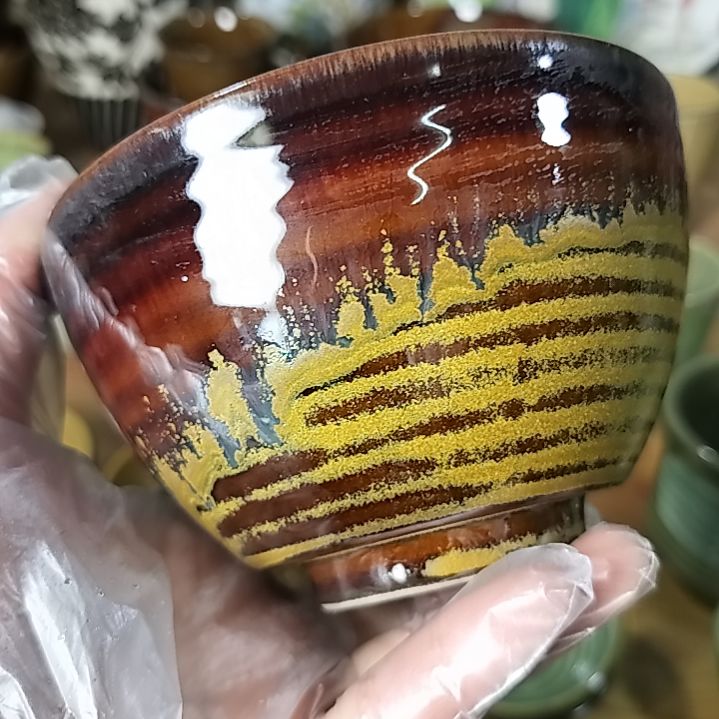 盘悠***嘟瓷片陶瓷杯盘壶碗都有