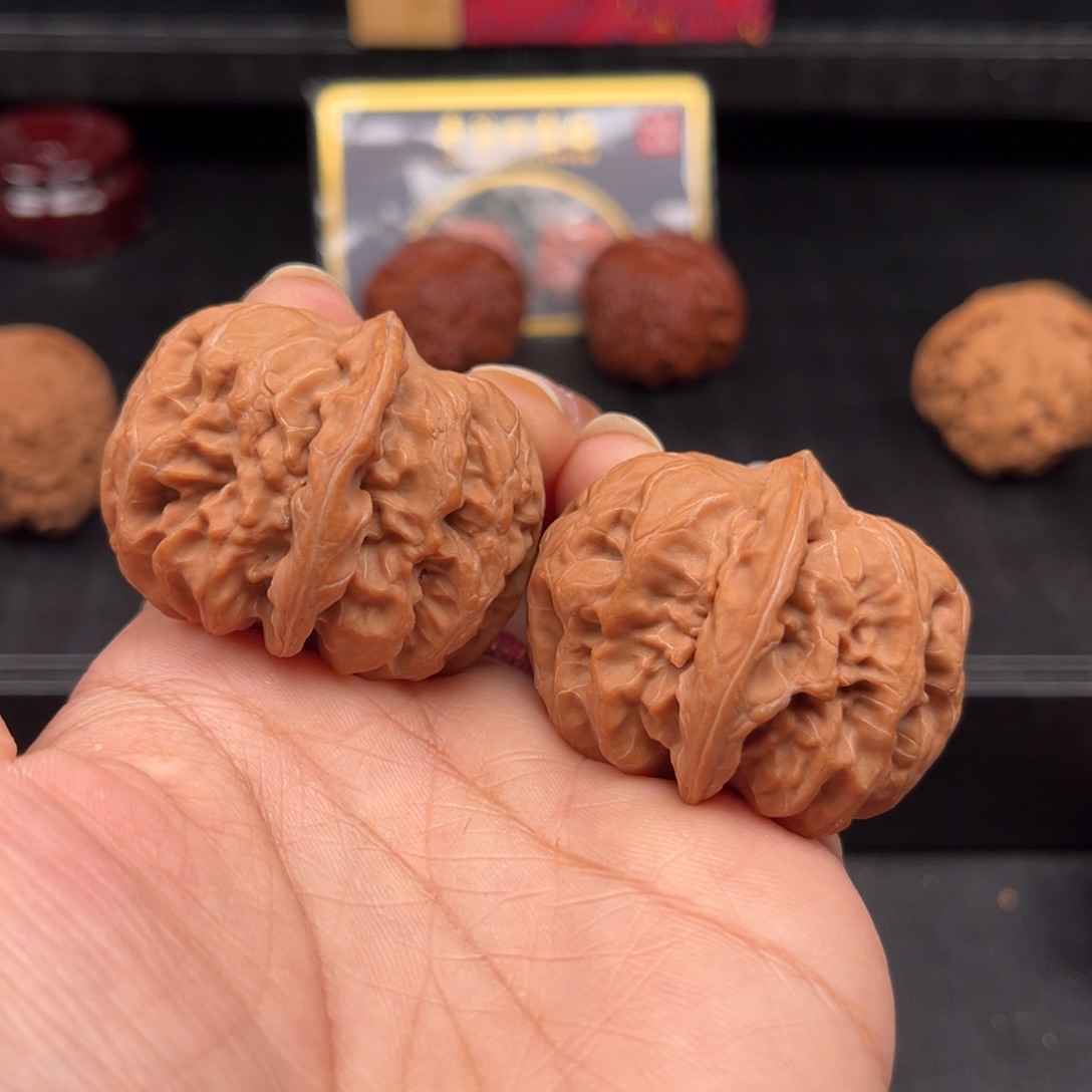 文玩核桃吊坠方块