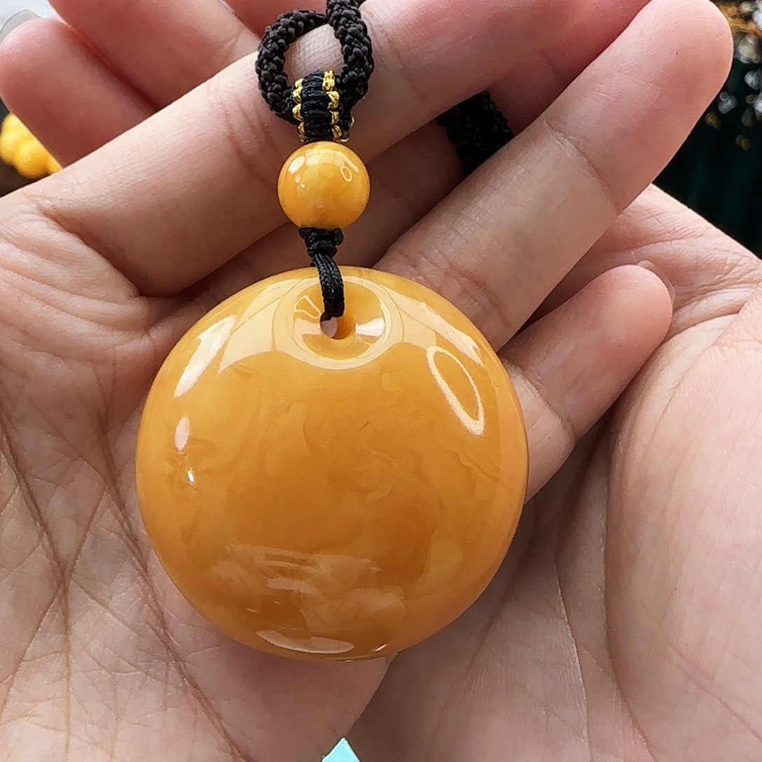 琥珀颈饰未镶嵌吊坠