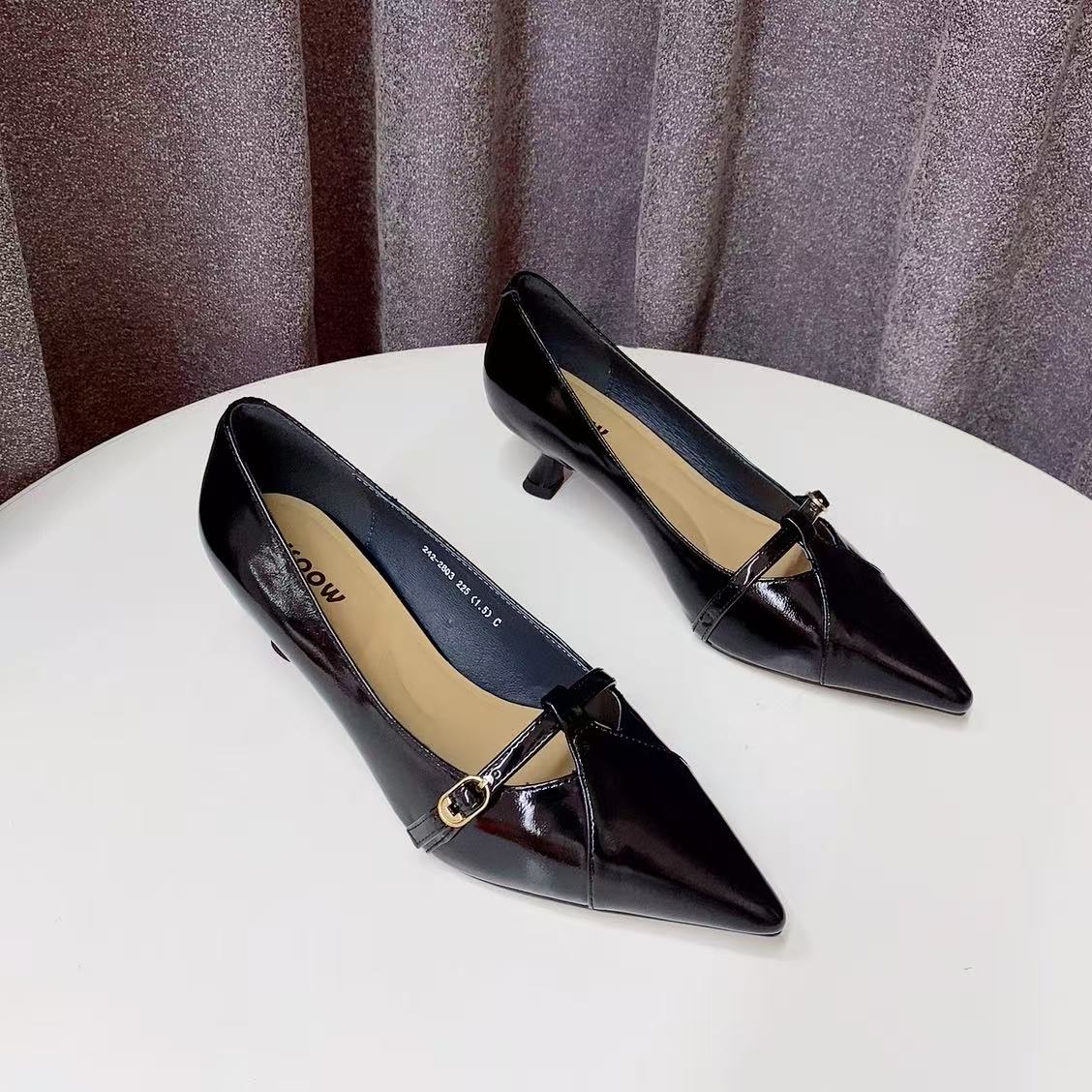 C7786  黑色 时尚尖头浅口单鞋2025新款细跟女鞋