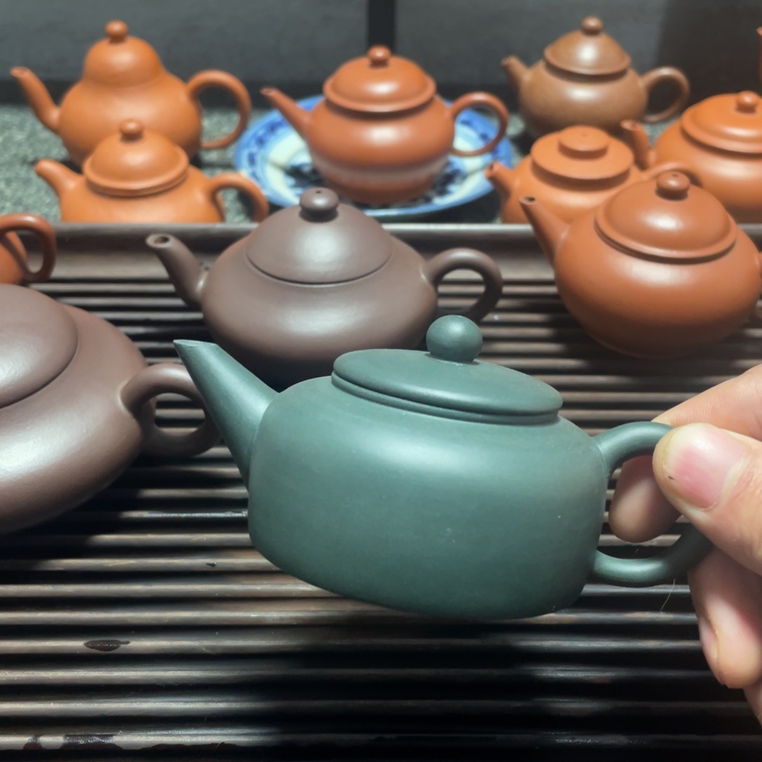 曹***德紫砂茶壶我也想去的路上都没有