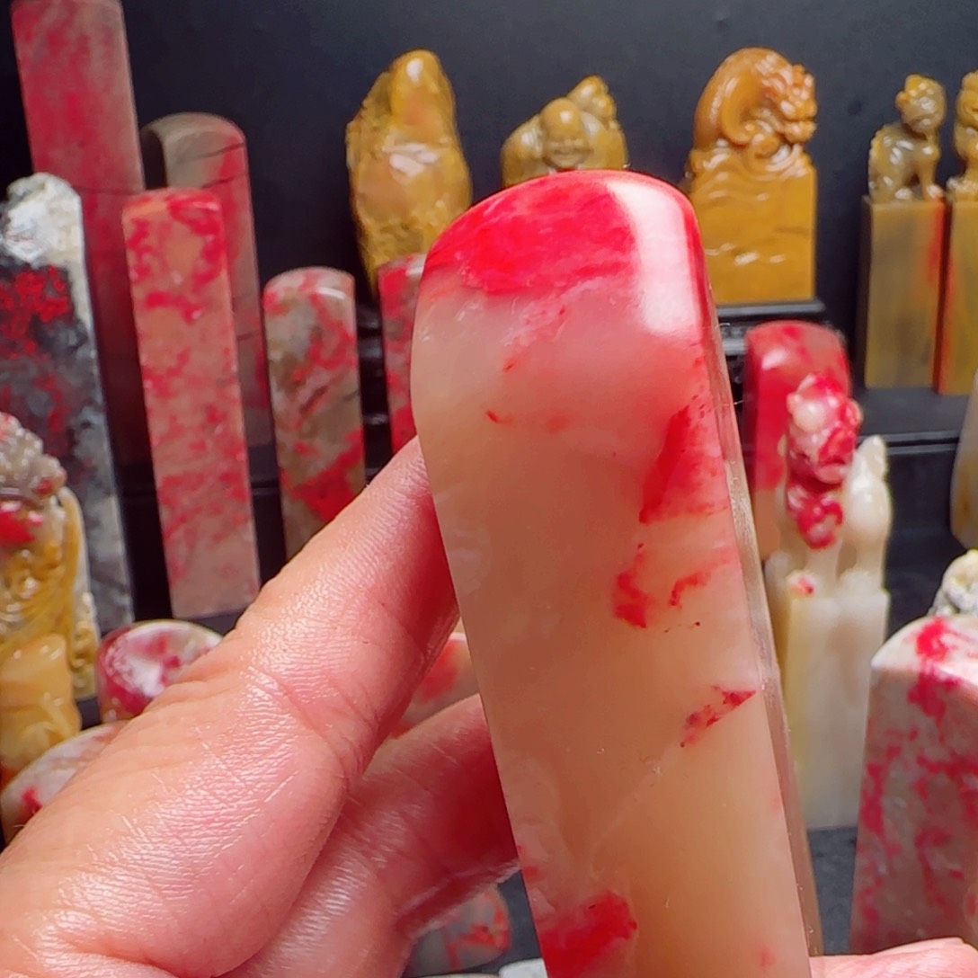 昌化石听*话巴林鸡血石