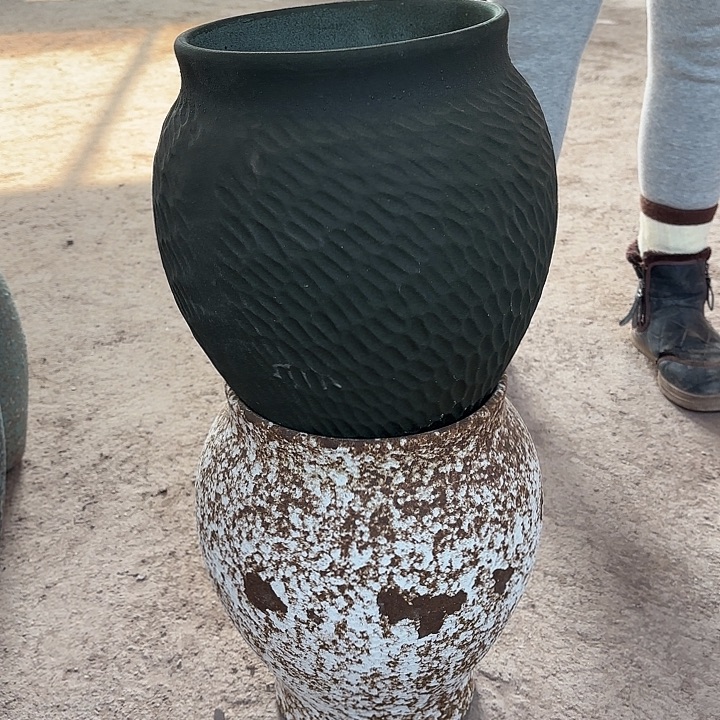 瑕疵高31口20花盆随机发一个