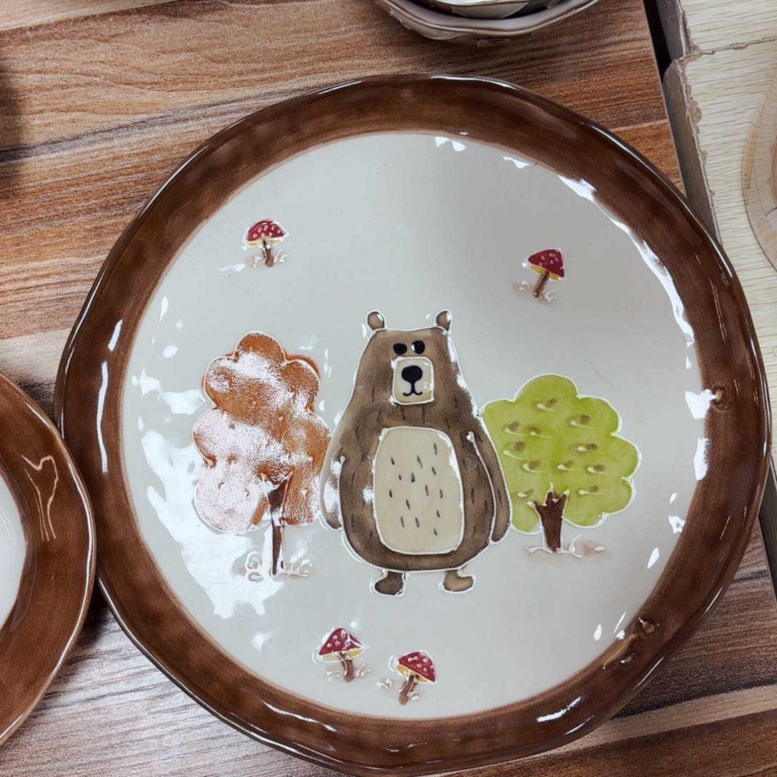 白瓷小熊十寸大圆盘