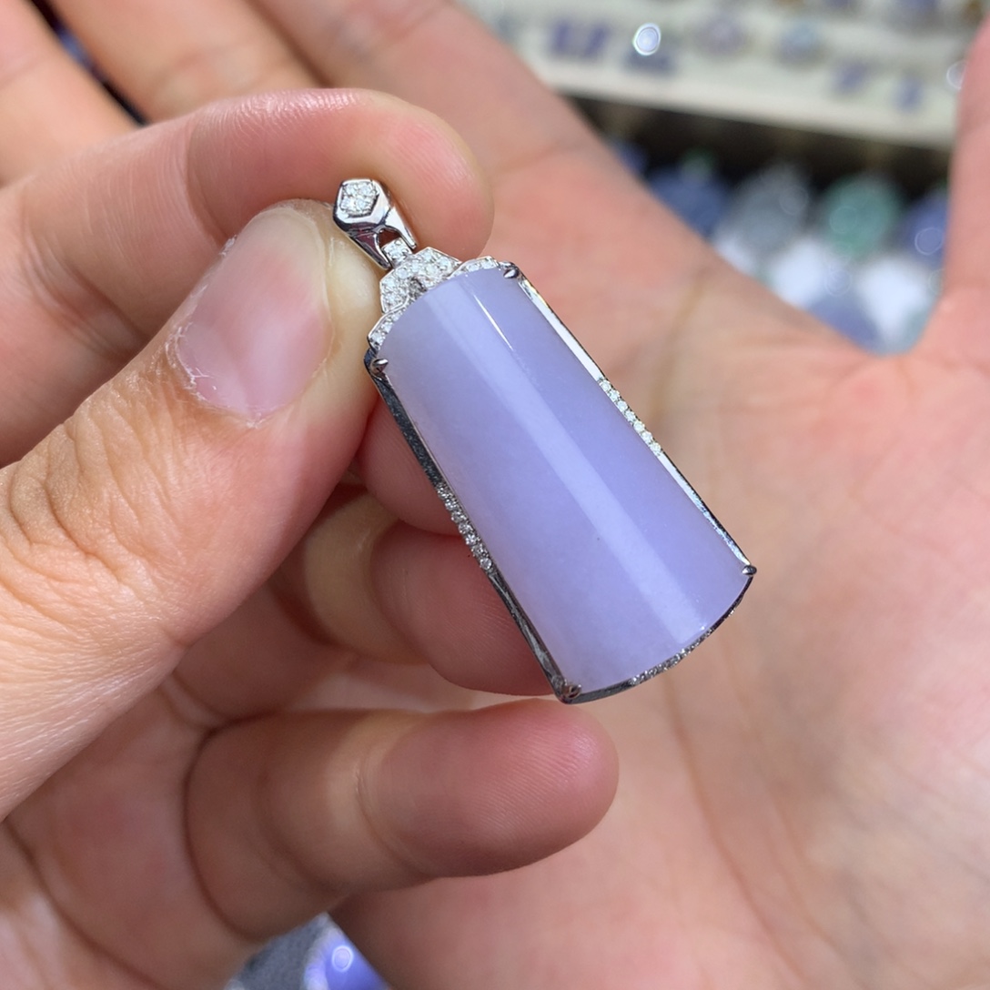 翡翠18K金镶嵌吊坠(不含链)签收后48小时鉴赏期