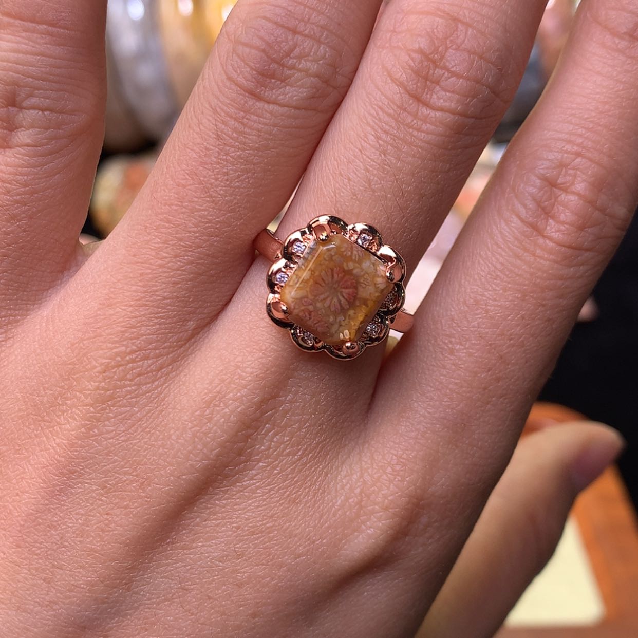 【闪购商品】硅化珊瑚（珊瑚玉）手链未镶嵌一枝独秀活口铜戒指