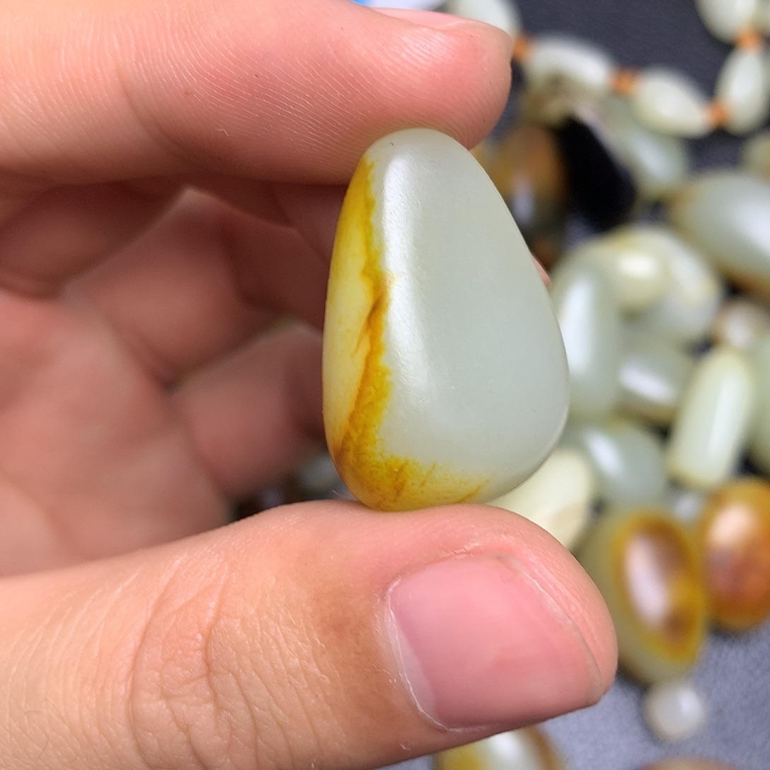 和田玉未镶嵌摆件