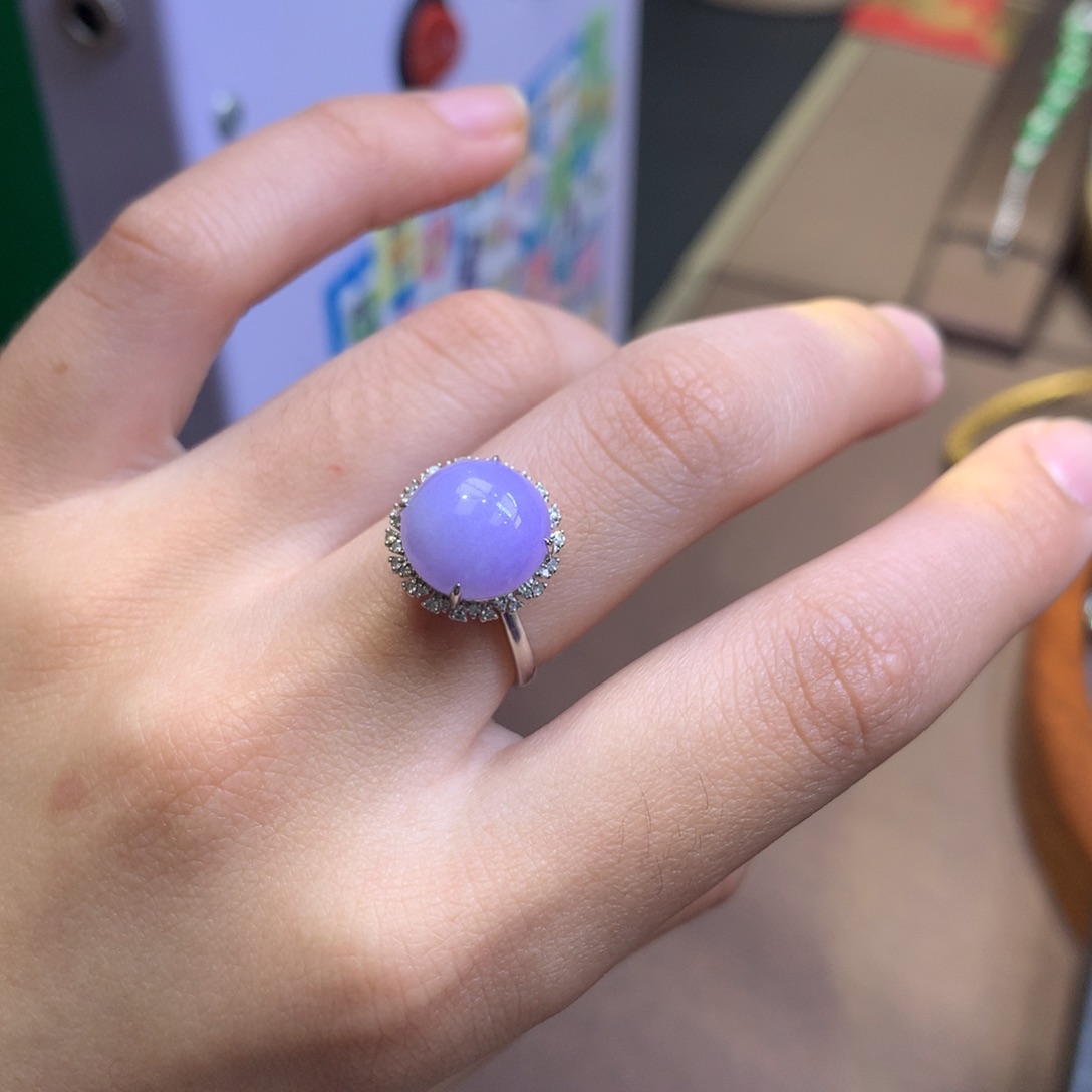 翡翠18K金镶嵌颈饰翡翠