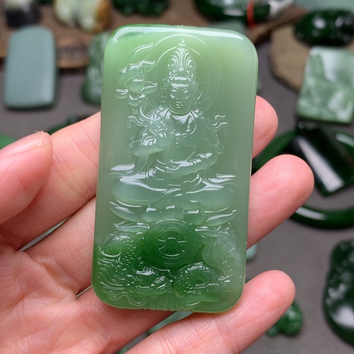 和田玉未镶嵌颈饰