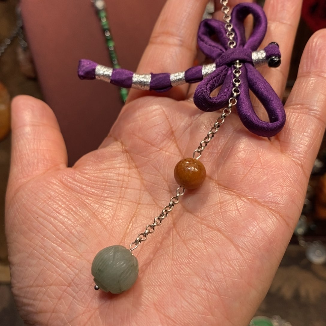 翡翠吊坠(赠链)未镶嵌