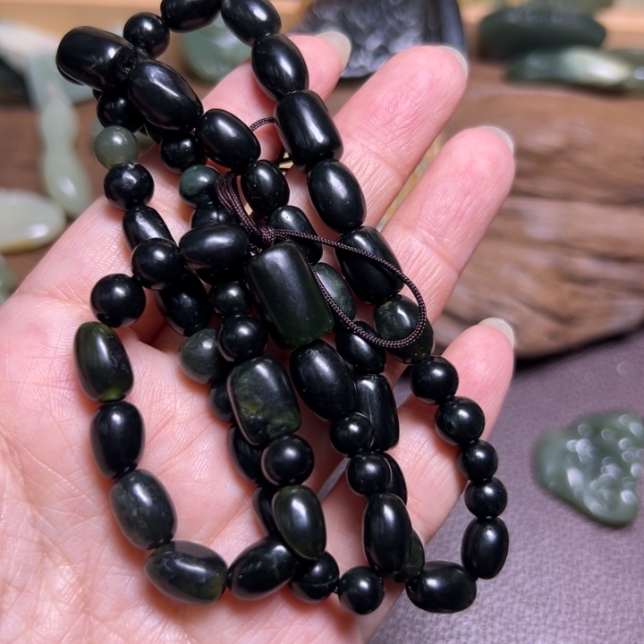 风***6岫岩河磨玉（透闪石质玉）未镶嵌颈饰