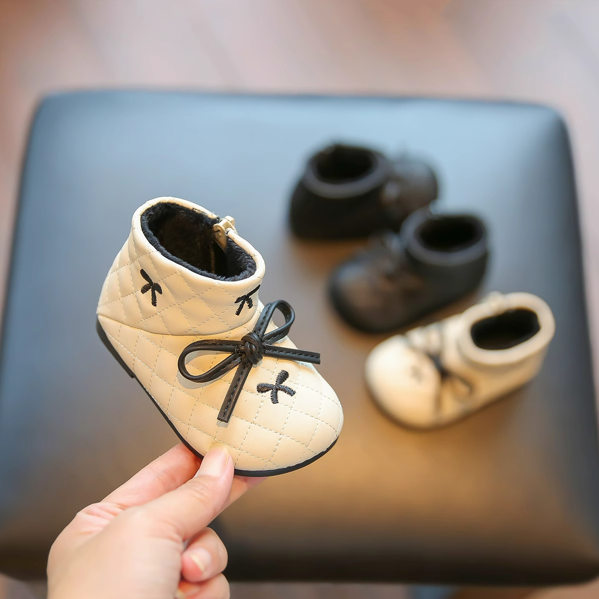 15-25码女宝公主小皮靴幼儿软底学步鞋小香风蝴蝶结加绒保暖棉靴