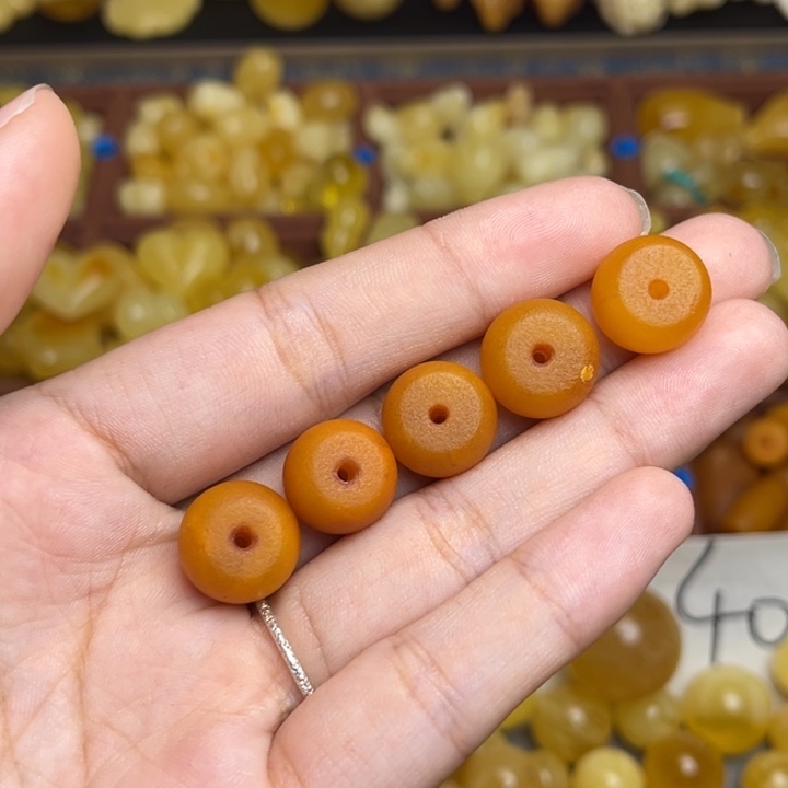 蜜蜡未镶嵌珠宝奇石老蜡橘皮墩子一个 微微瑕