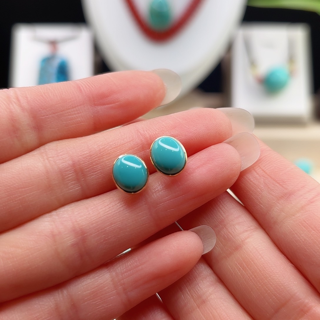 绿松石配饰18K金镶嵌