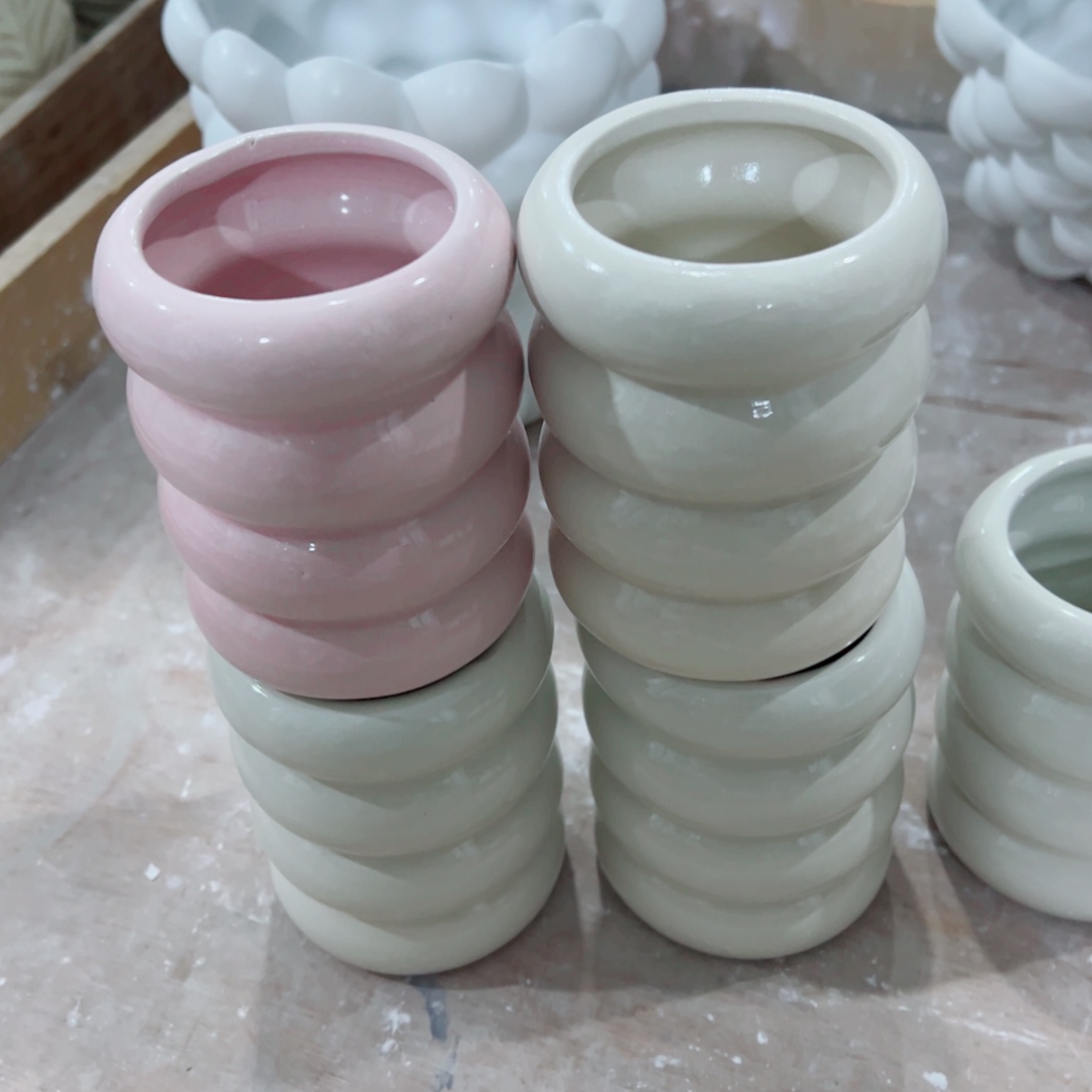 满10米包邮发货，默认打孔发货，不打孔联系客服备注。