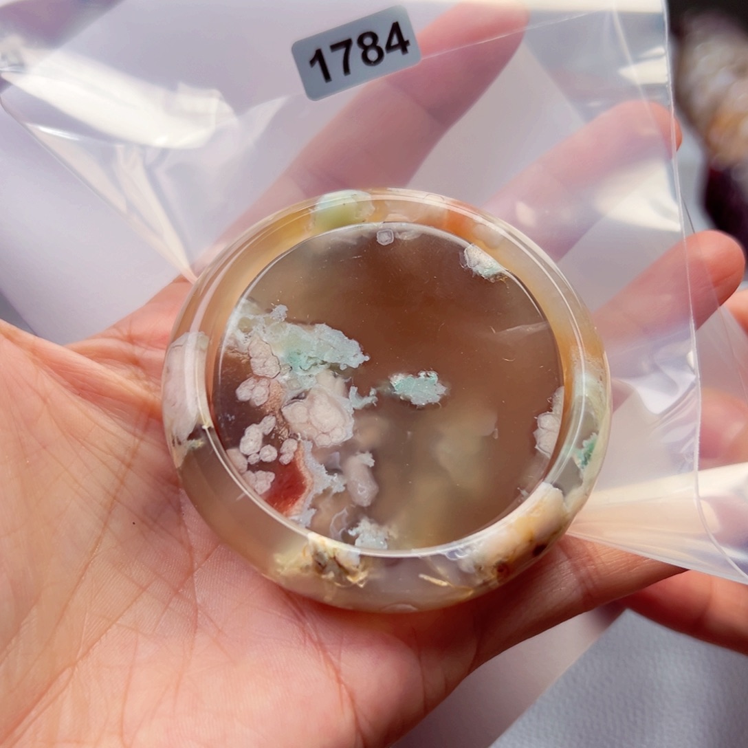 玛瑙/玉髓手镯未镶嵌离**嫣