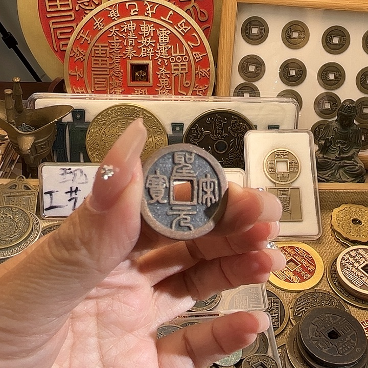 D***1铜现代翻砂工艺作品