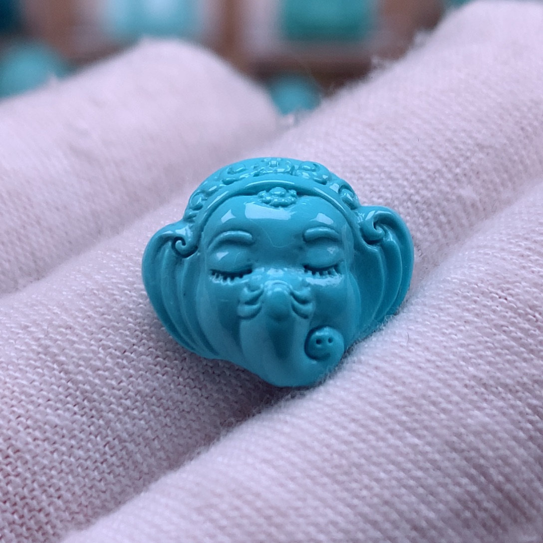 绿松石未镶嵌珠宝奇石