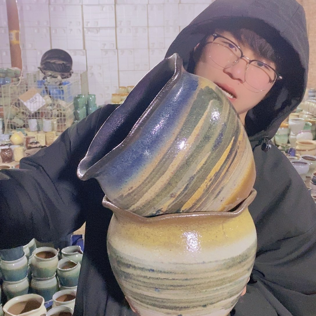 紫砂花盆瑕疵20/18fhj g g g j