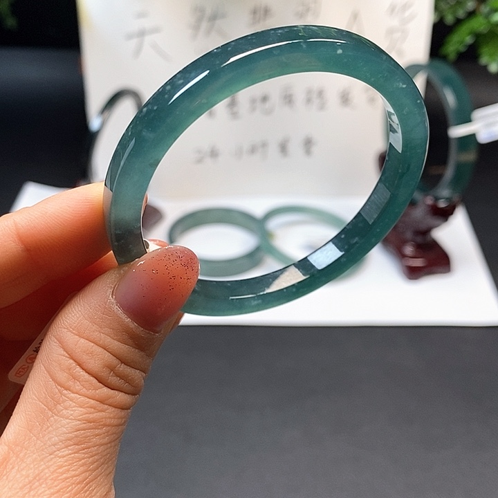 翡翠手镯未镶嵌54尺寸