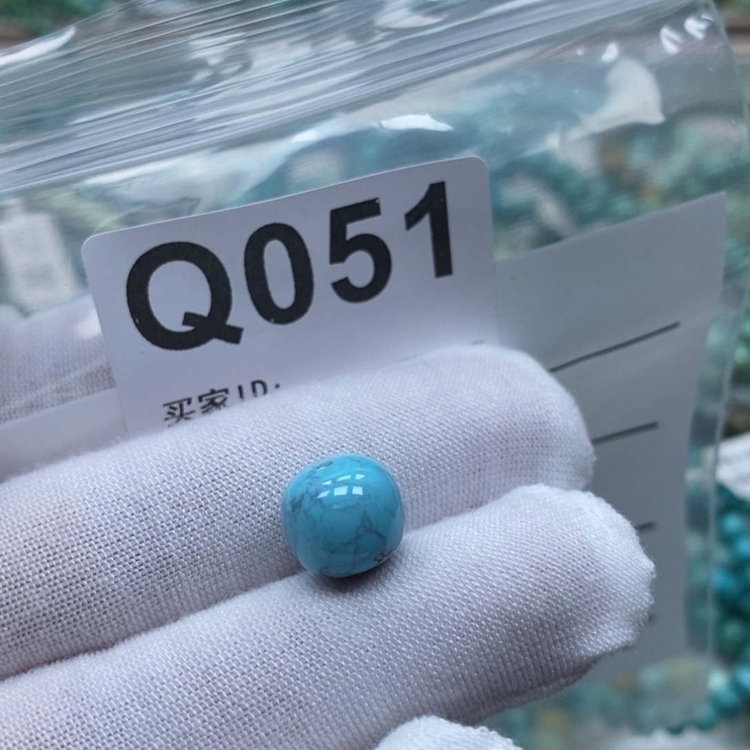 海***蓝绿松石未镶嵌珠宝奇石