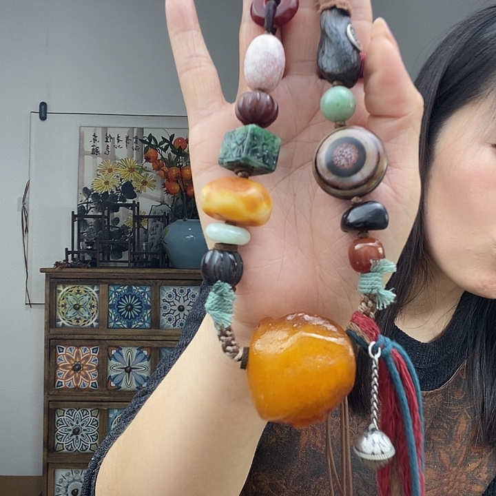 蜜蜡项链未镶嵌项链