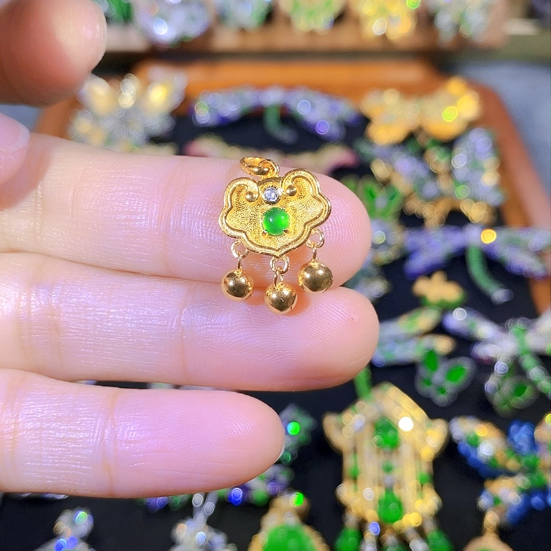 吊坠(不含链)银S925镶嵌翡翠