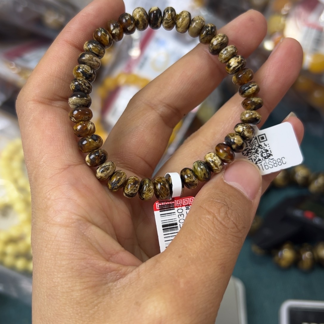 琥珀珠宝奇石未镶嵌685