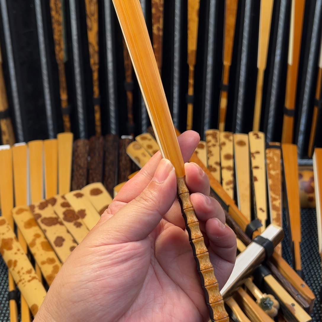 A***g扇子搓节乌木小骨折扇