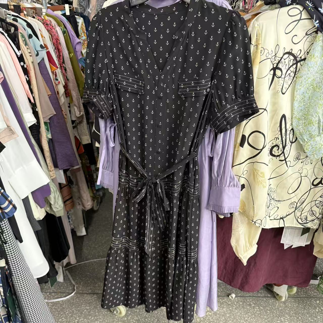 陌妆品牌新款桑蚕丝连衣裙 B174